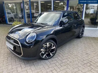 Mini Cooper Mini Navigatie leer Panoramadak 1.5 Cooper uit 2024