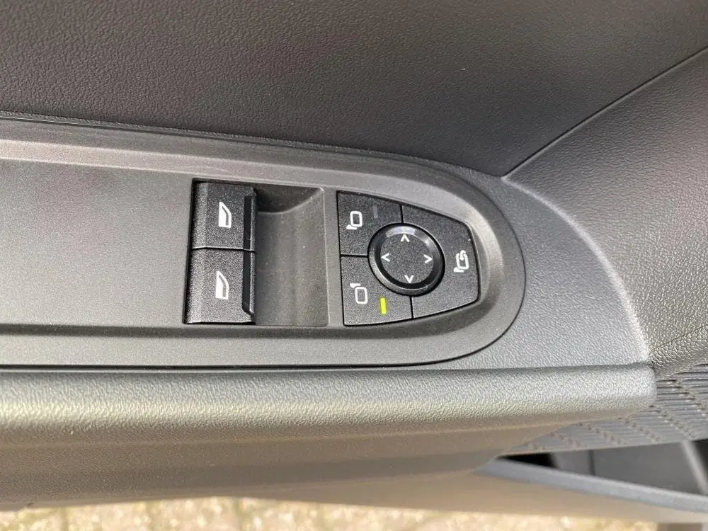 Mini Cooper Mini Navigatie leer Panoramadak 1.5 Cooper uit 2024, foto 18