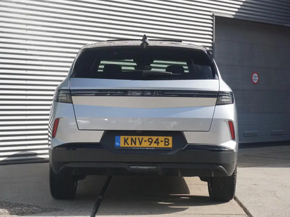 Opel Grandland 1.2 Turbo Hybrid GS Panoramadak uit 2025, foto 4