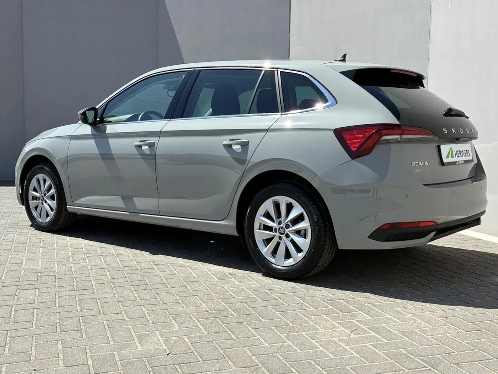 Skoda Scala 1.0 TSI DSG Automaat Selection uit 2025, foto 14