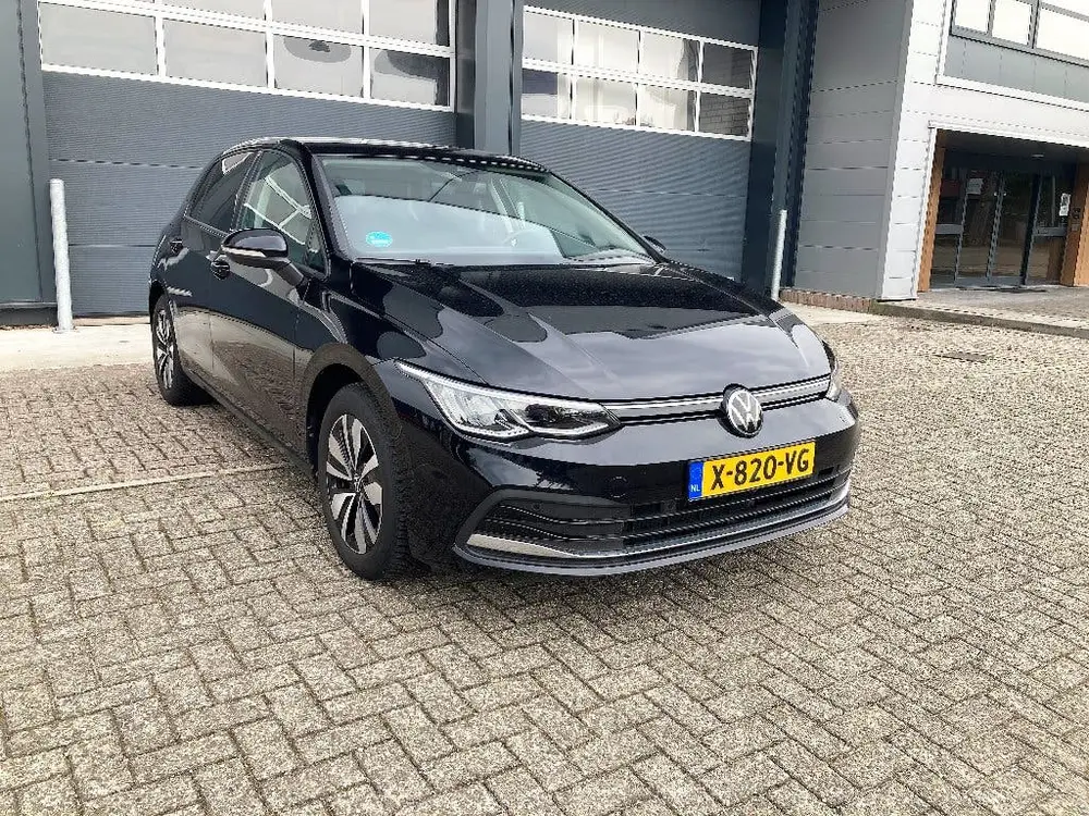 Volkswagen Golf 1.0 Etsi 110pk 7-DSG 2023 Zwart uit 2023, foto 2