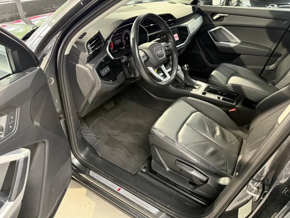 Audi Q3 35 TFSI S Edition S Line 2024 Panodak Virt uit 2024, foto 10