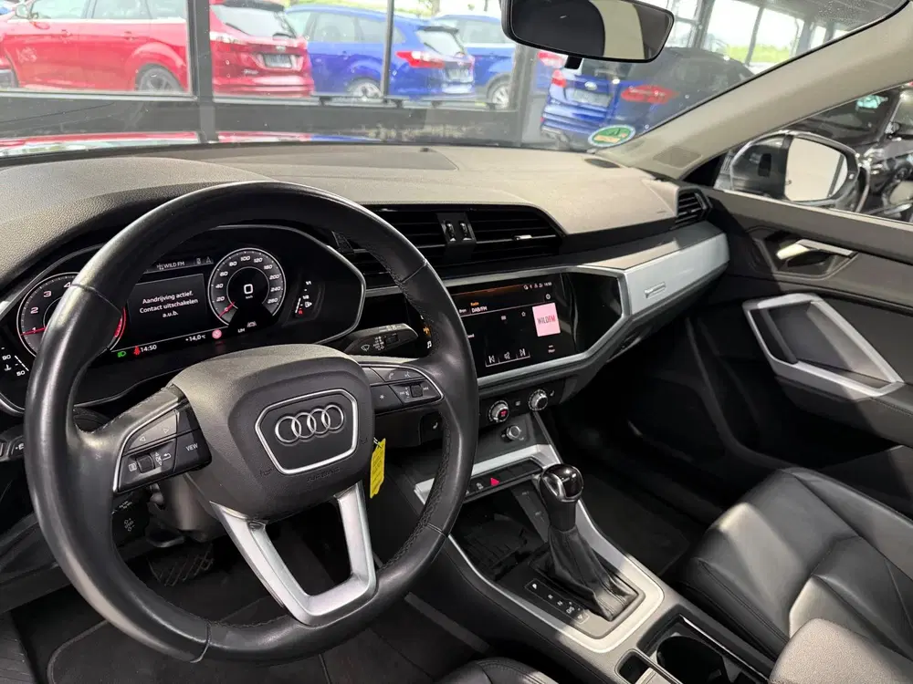 Audi Q3 35 TFSI S Edition S Line 2024 Panodak Virt uit 2024, foto 11