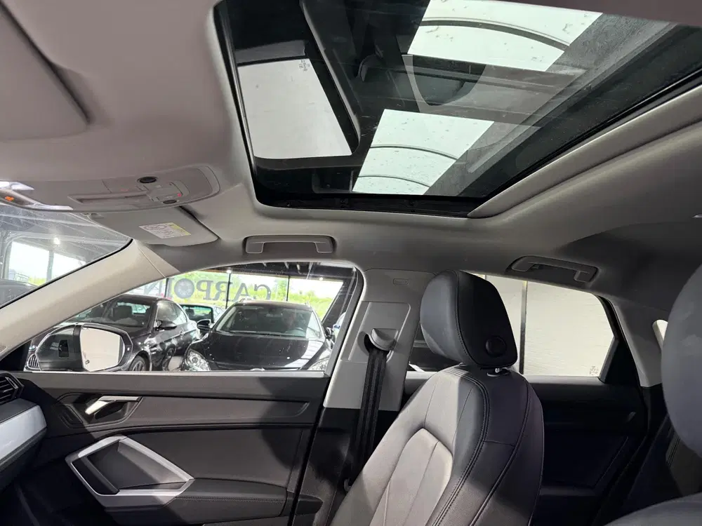 Audi Q3 35 TFSI S Edition S Line 2024 Panodak Virt uit 2024, foto 12