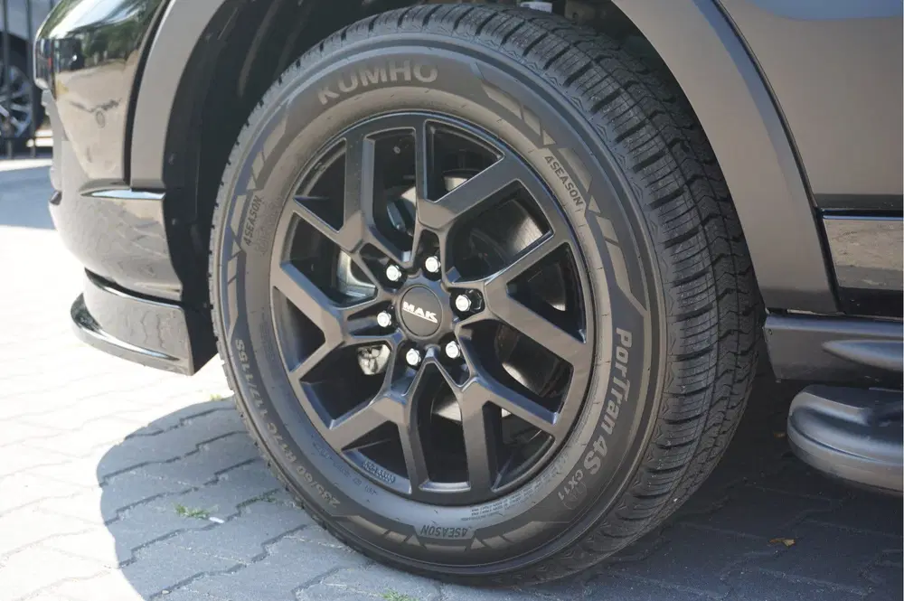 Ford Transit 350L L3H2 Black Raptor AUT-10 RWD 165PK BP uit 2024, foto 9