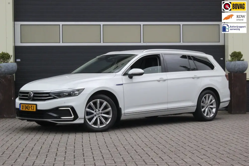Volkswagen Passat Variant 1.4 TSI PHEV GTE Business | Trekha uit 2021