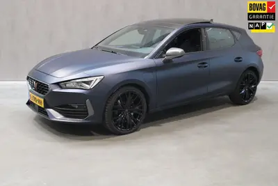 Cupra Leon 1.4 e-Hybrid VZ Patrol Blue Matt/Pano/Camera/Elec uit 2021