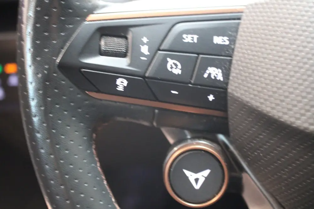 Cupra Leon 1.4 e-Hybrid VZ Patrol Blue Matt/Pano/Camera/Elec uit 2021, foto 16