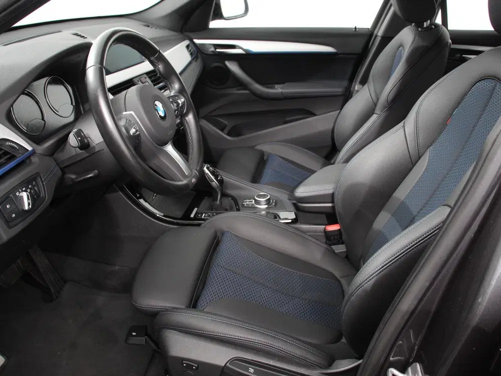 BMW X1 sDrive18i Automaat M-Sport Navigatie Cruis uit 2020, foto 3