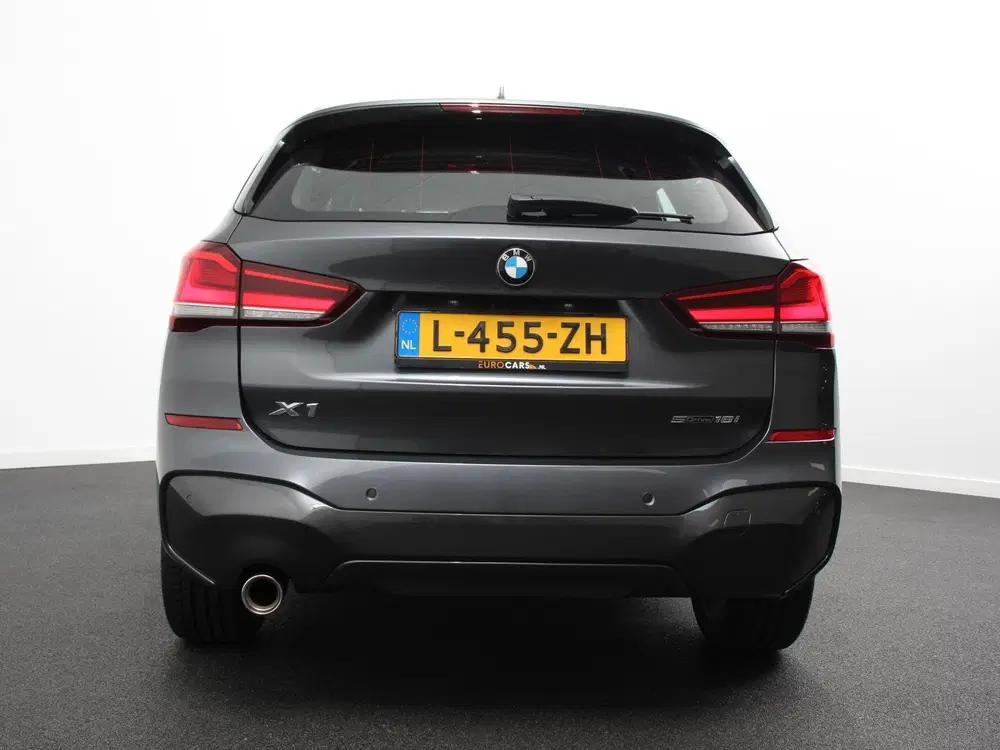 BMW X1 sDrive18i Automaat M-Sport Navigatie Cruis uit 2020, foto 5