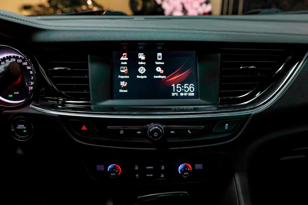 Opel Insignia 1.5 Turbo PANO uit 2019, foto 20