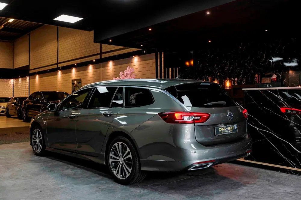 Opel Insignia 1.5 Turbo PANO uit 2019, foto 4