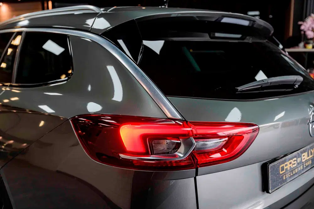 Opel Insignia 1.5 Turbo PANO uit 2019, foto 7