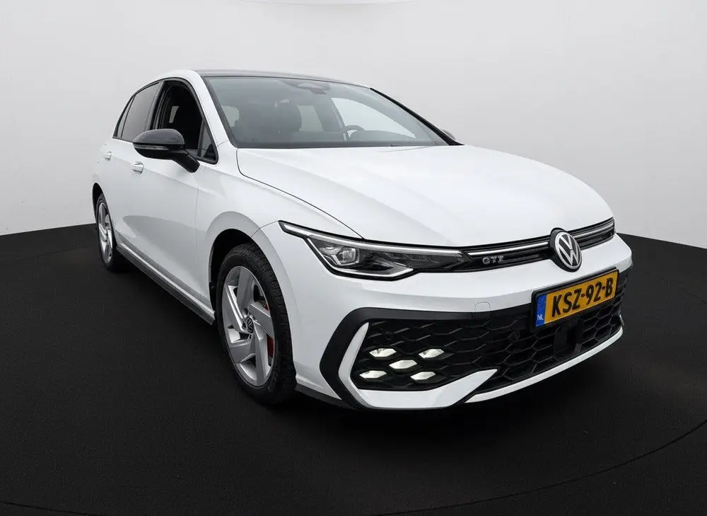 Volkswagen Golf GTE 1.5 272PK DSG HYBRID GTE-SPORT 360°CAME uit 2025, foto 14