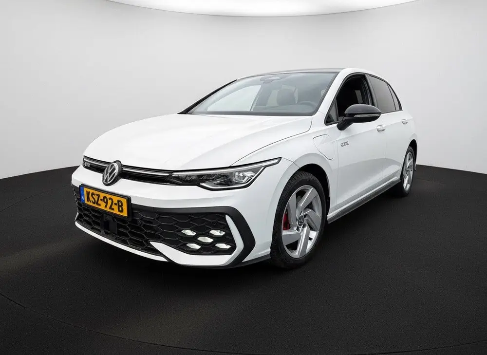 Volkswagen Golf GTE 1.5 272PK DSG HYBRID GTE-SPORT 360°CAME uit 2025, foto 16