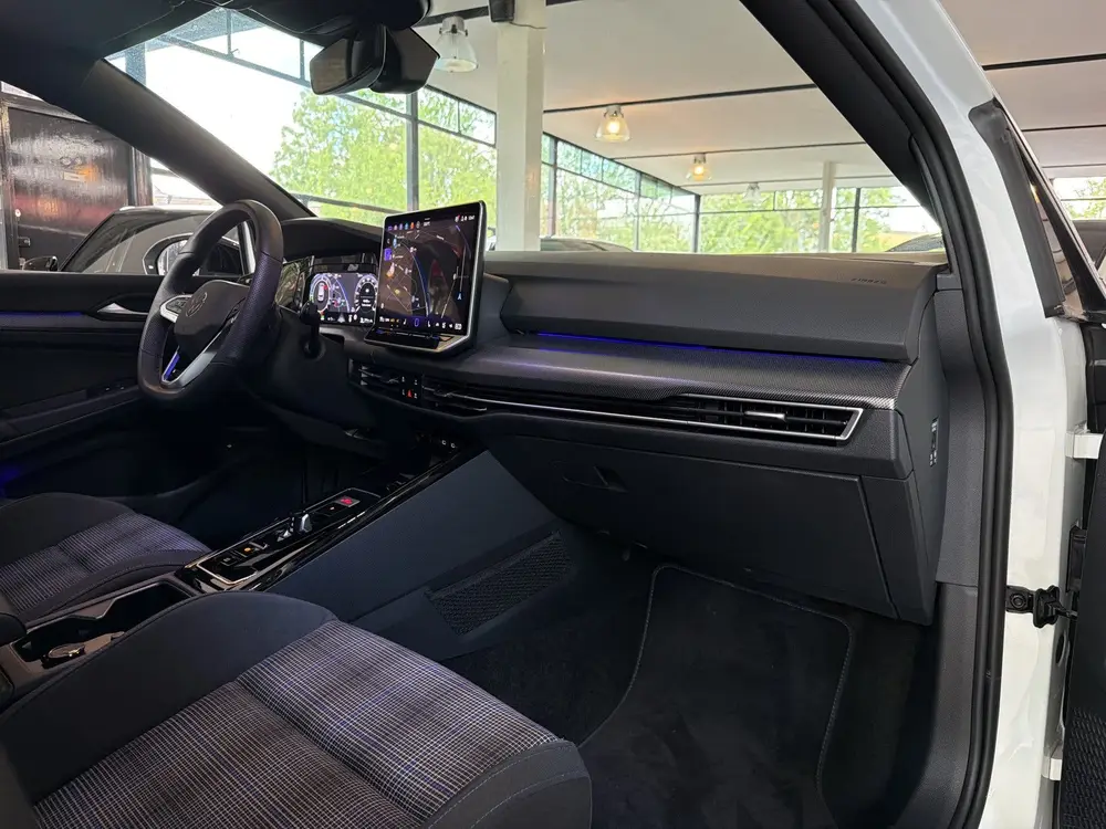 Volkswagen Golf GTE 1.5 272PK DSG HYBRID GTE-SPORT 360°CAME uit 2025, foto 18