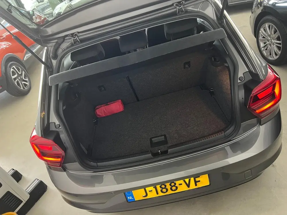 Volkswagen Polo 1.0 MPI COMFORTLINE 5DRS AIRCO NAVI LMV uit 2020, foto 19