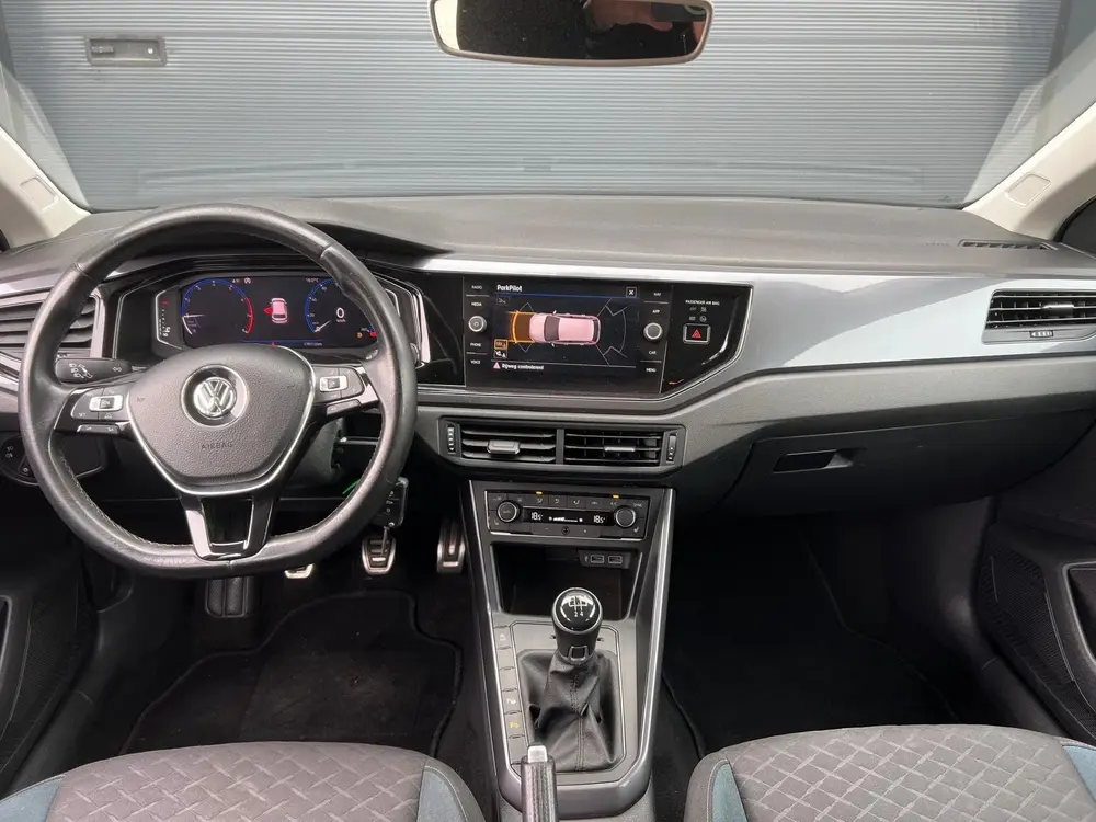 Volkswagen Polo 1.0 MPI COMFORTLINE 5DRS AIRCO NAVI LMV uit 2020, foto 3