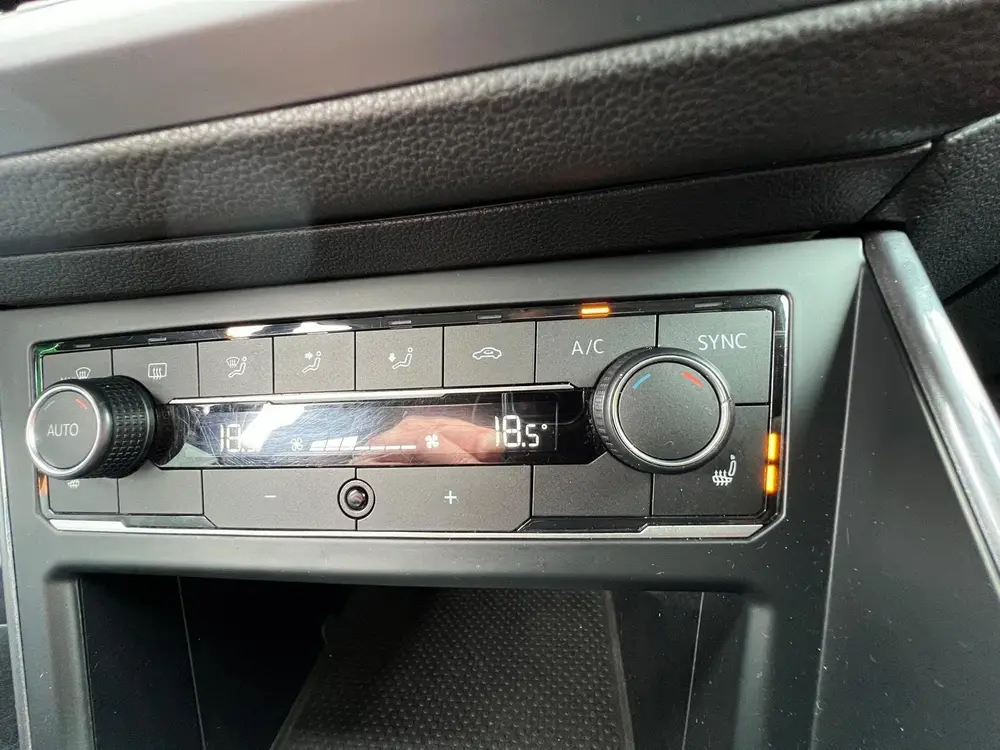 Volkswagen Polo 1.0 MPI COMFORTLINE 5DRS AIRCO NAVI LMV uit 2020, foto 7
