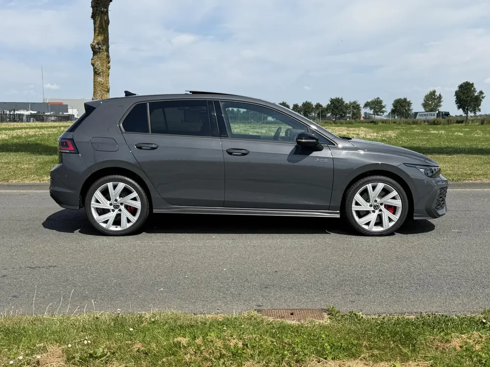 Volkswagen Golf 1.5 eHybrid GTE | Panoramdak | Trekhaak | St uit 2025, foto 11
