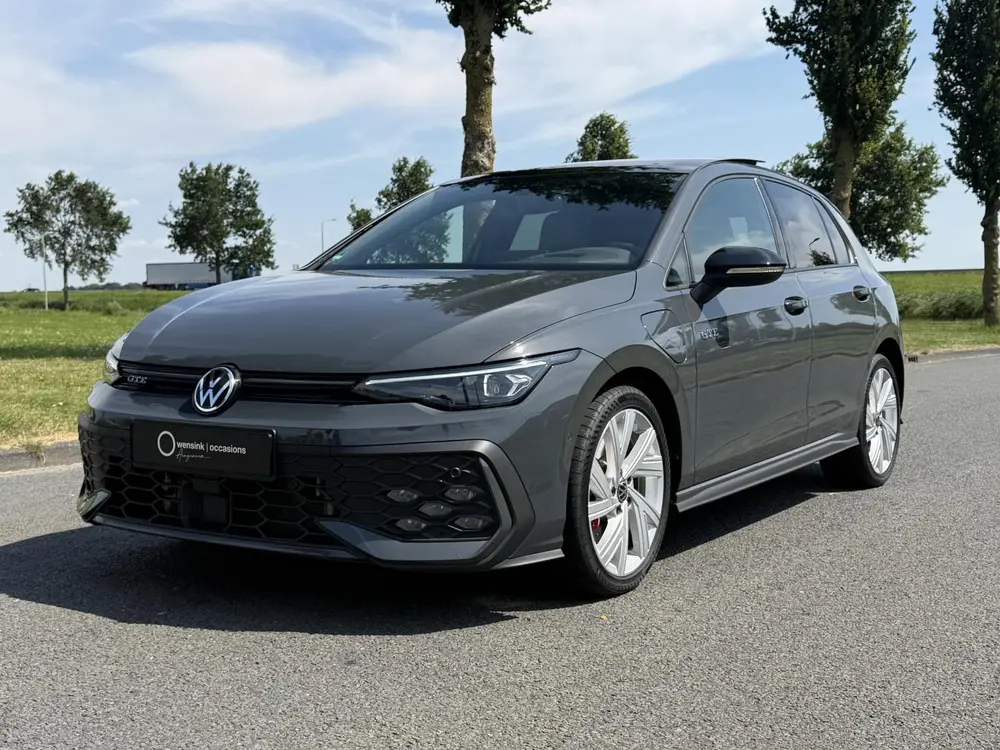 Volkswagen Golf 1.5 eHybrid GTE | Panoramdak | Trekhaak | St uit 2025, foto 3