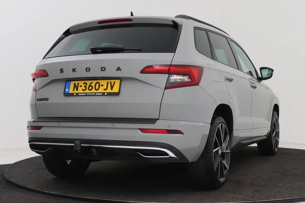 Skoda Karoq 1.5 TSI ACT Sportline Business uit 2021, foto 9