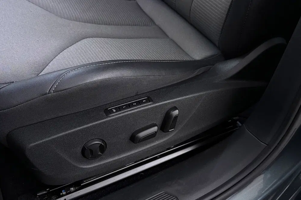 Skoda Enyaq 60 uit 2021, foto 17