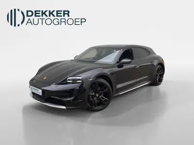 Porsche Taycan 4 93 kWh sport chrono uit 2023