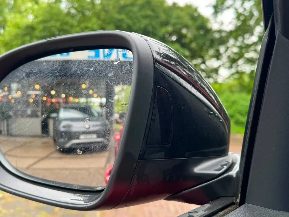 Volkswagen T-Roc TSI 115PK LIFE GOAL EDITION VIRTUAL/NAVI/AC uit 2024, foto 14