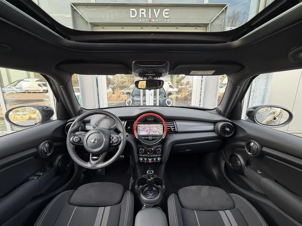 Mini Cooper 5-Deurs 1.5 Cooper Dalston Edition JCW|Pano|H/K|Enigmat uit 2021, foto 11