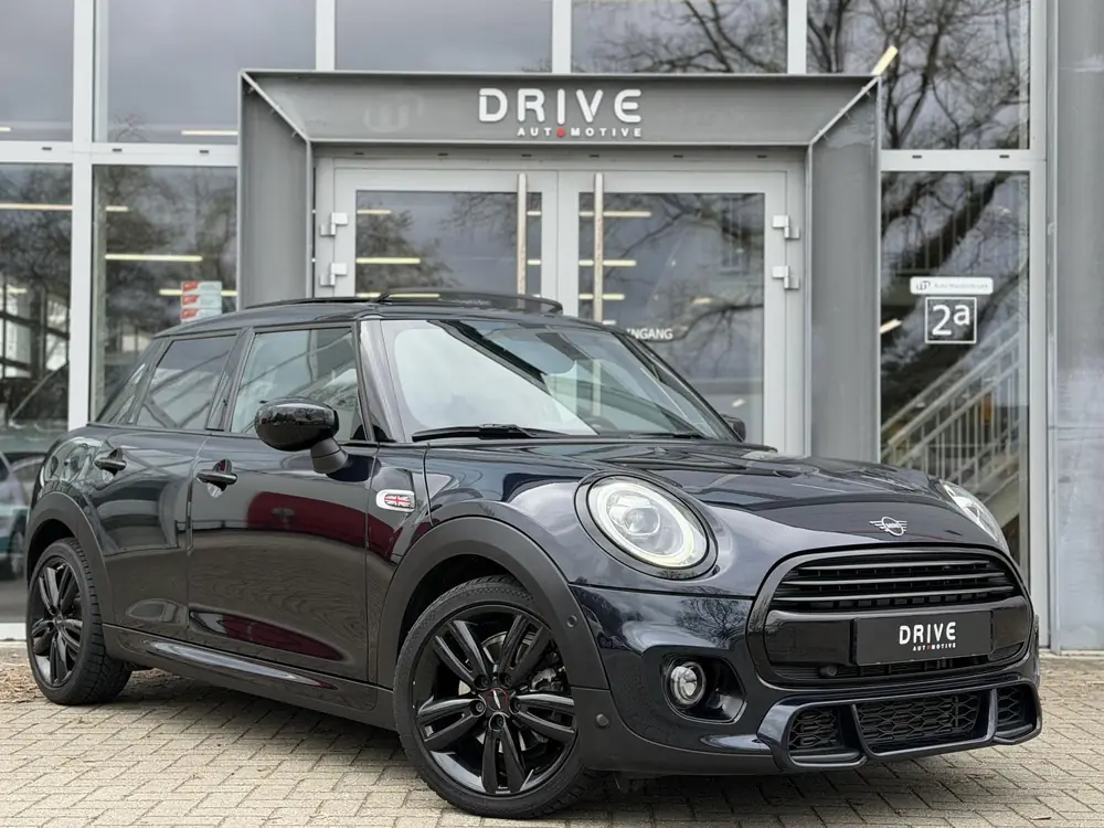 Mini Cooper 5-Deurs 1.5 Cooper Dalston Edition JCW|Pano|H/K|Enigmat uit 2021, foto 4
