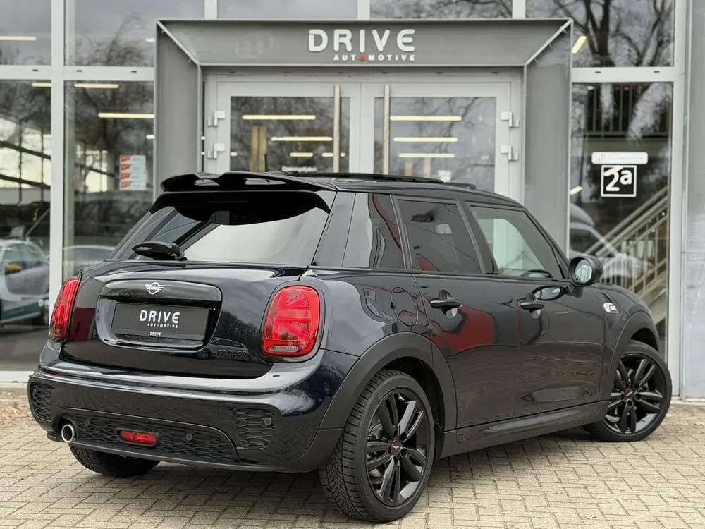Mini Cooper 5-Deurs 1.5 Cooper Dalston Edition JCW|Pano|H/K|Enigmat uit 2021, foto 5