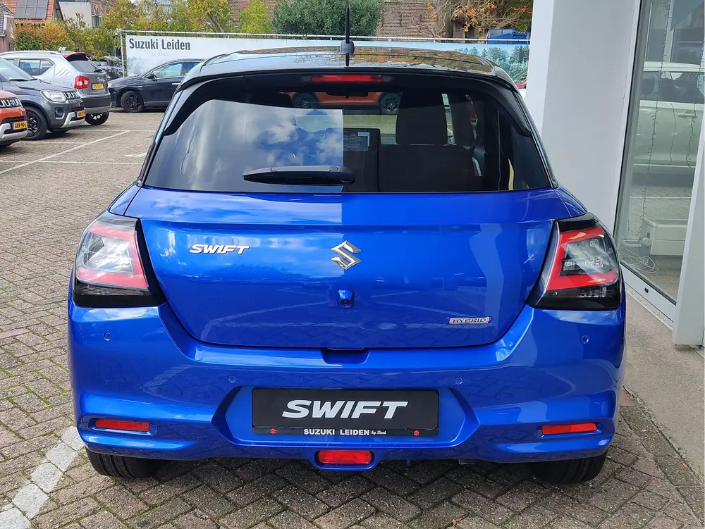 Suzuki Swift 1.2 STYLE SMART HYBRID AUTOMAAT Direct Lev uit 2026, foto 4