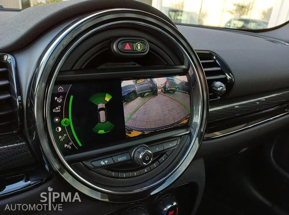Mini Clubman JCW 306PK uit 2019, foto 19