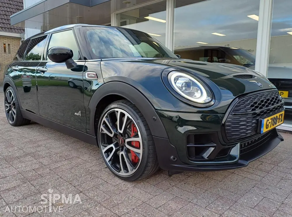 Mini Clubman JCW 306PK uit 2019, foto 3