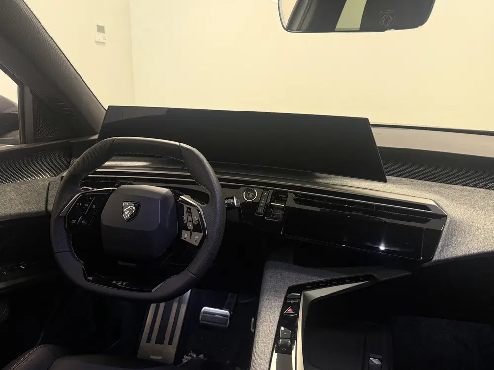 Peugeot 5008 1.6 Plug-in Hybrid 195 GT 7p uit 2025, foto 10