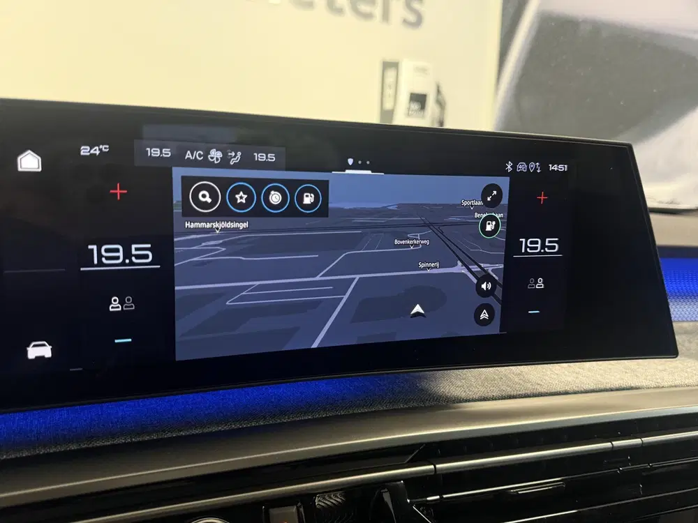 Peugeot 5008 1.6 Plug-in Hybrid 195 GT 7p uit 2025, foto 16