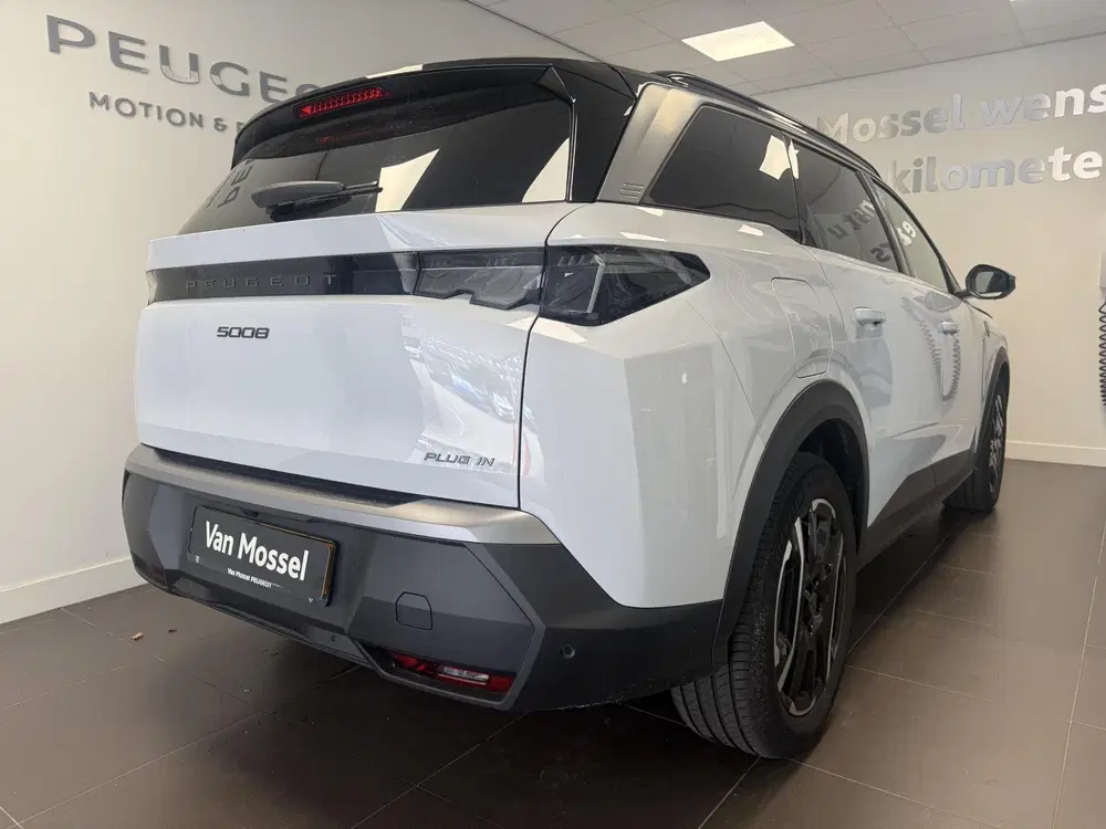 Peugeot 5008 1.6 Plug-in Hybrid 195 GT 7p uit 2025, foto 4