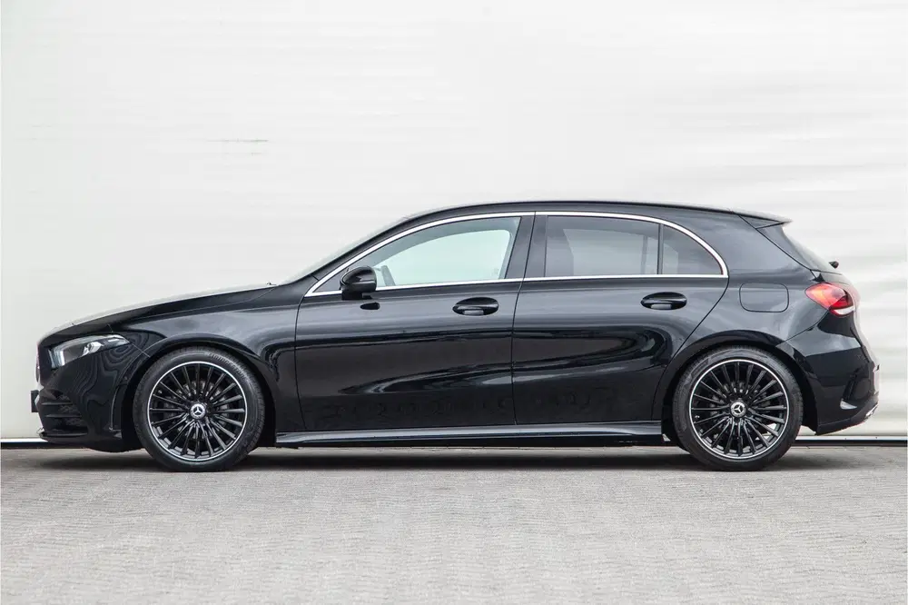 Mercedes-Benz A-Klasse 180 AMG Sportpakket uit 2019, foto 4