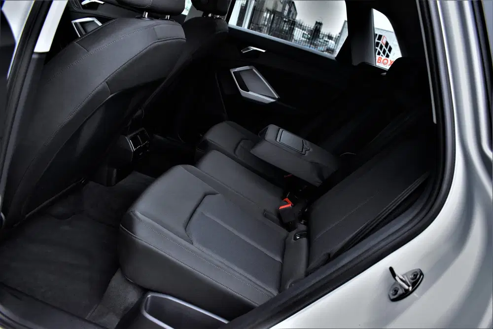 Audi Q3 45 TFSI e 245pk Advanced edition 1e Eig De uit 2021, foto 10