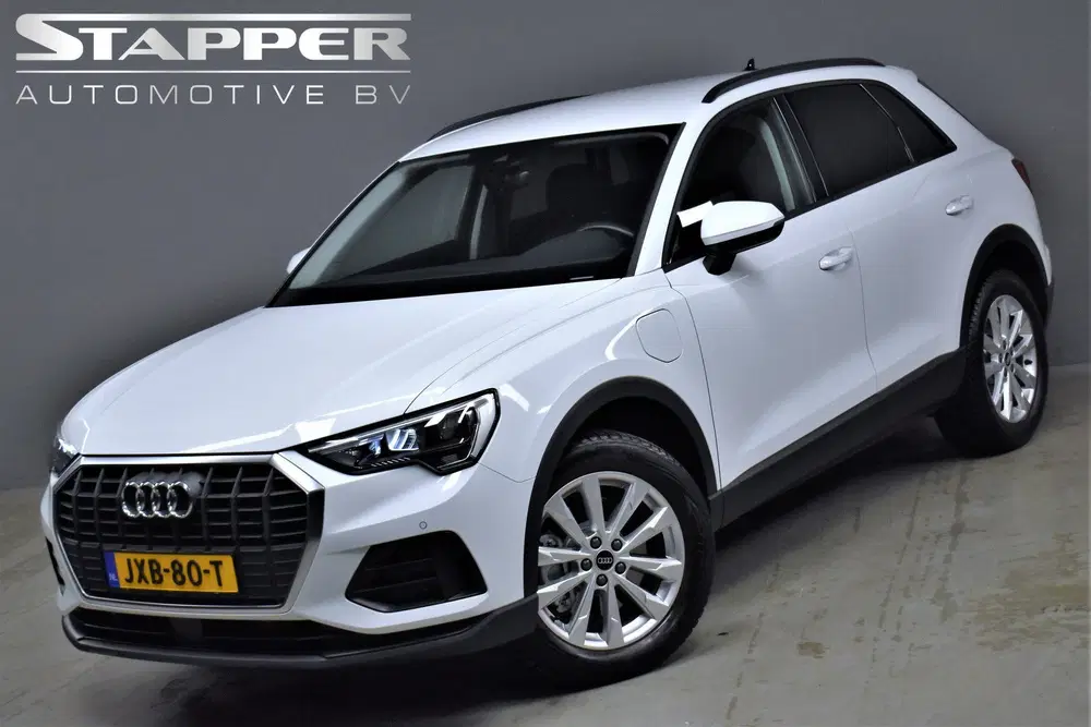 Audi Q3 45 TFSI e 245pk Advanced edition 1e Eig De uit 2021, foto 2