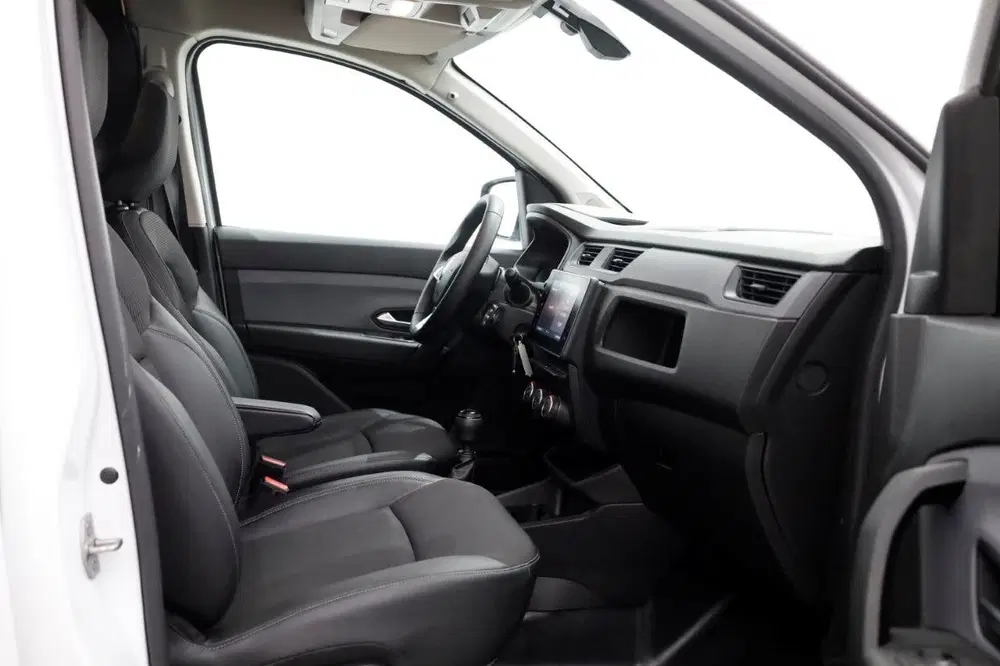 Renault Express 1.3 TCe 100pk Benzine Comfort Airco uit 2022, foto 3
