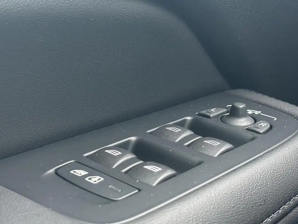 Volvo V60 2.0 B4 Essential Edition Trekhaak uit 2026, foto 15