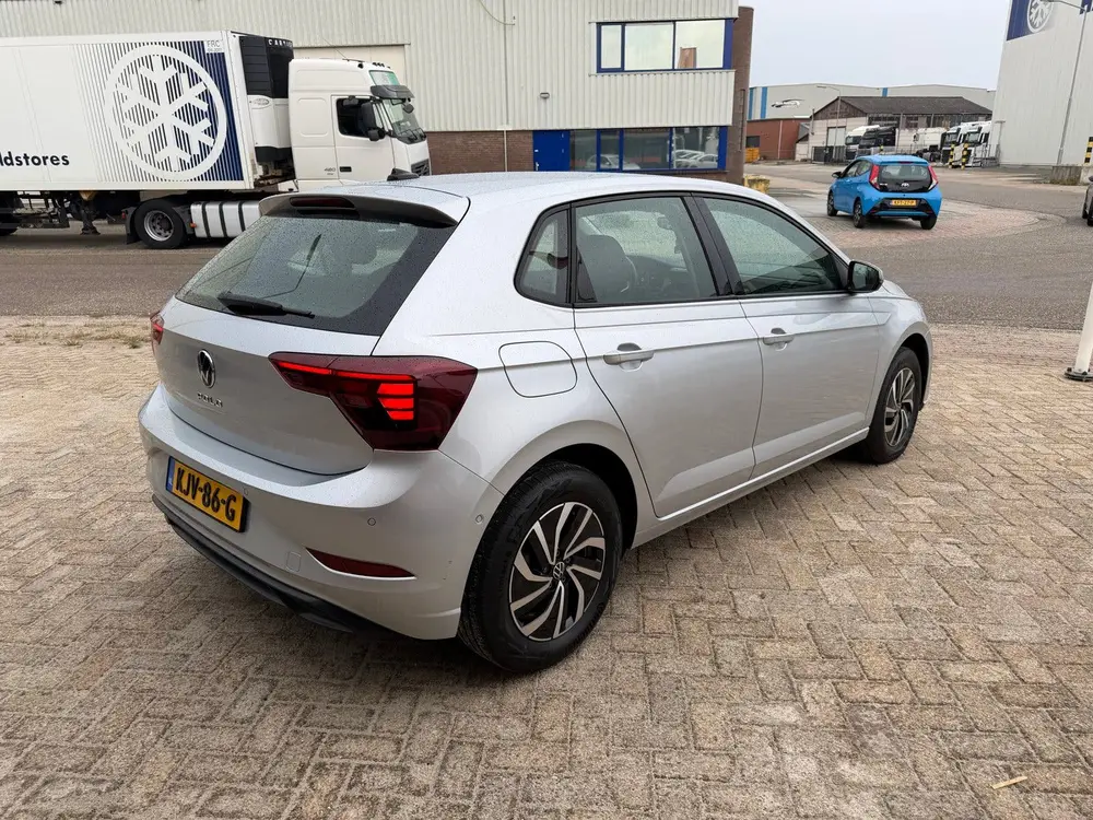 Volkswagen Polo 1.0 TSI DSG PARK/LANE/FRONT tot 06-2028 APK uit 2022, foto 5