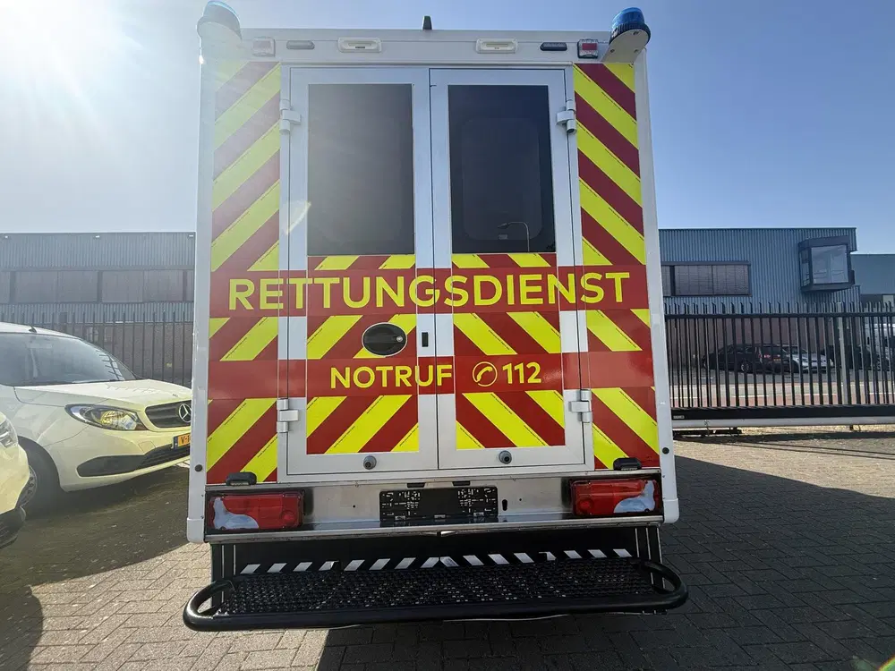 MAN TGE 50 180pk Automaat 50 AMBULANCE INCL STRYKE uit 2023, foto 10