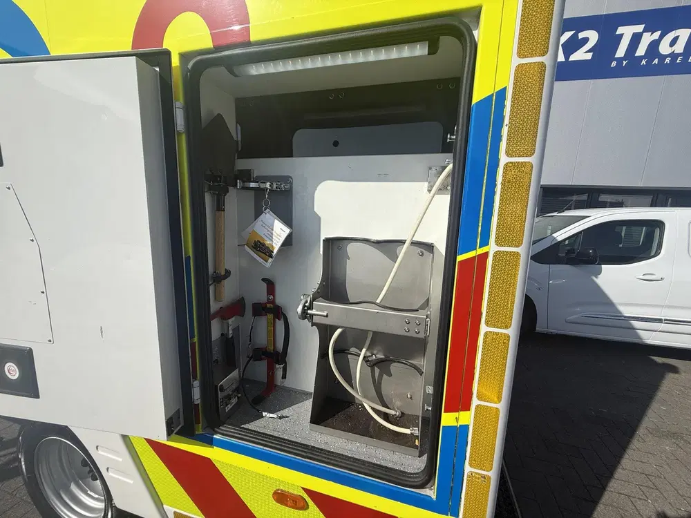 MAN TGE 50 180pk Automaat 50 AMBULANCE INCL STRYKE uit 2023, foto 14