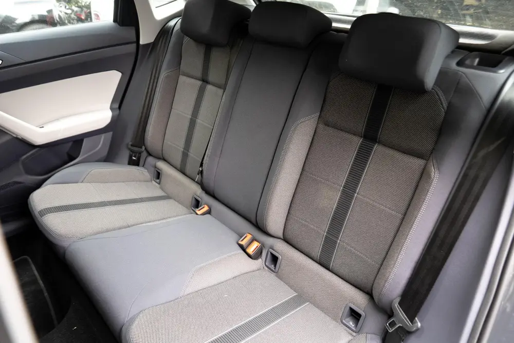 Volkswagen Polo 1.0 TSI Highline | Stoelverwarming | Navigat uit 2021, foto 14