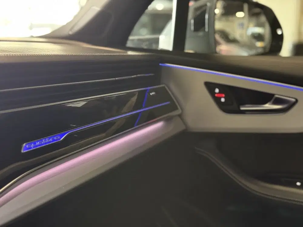 Audi Q7 55 TFSI e Quattro uit 2021, foto 20