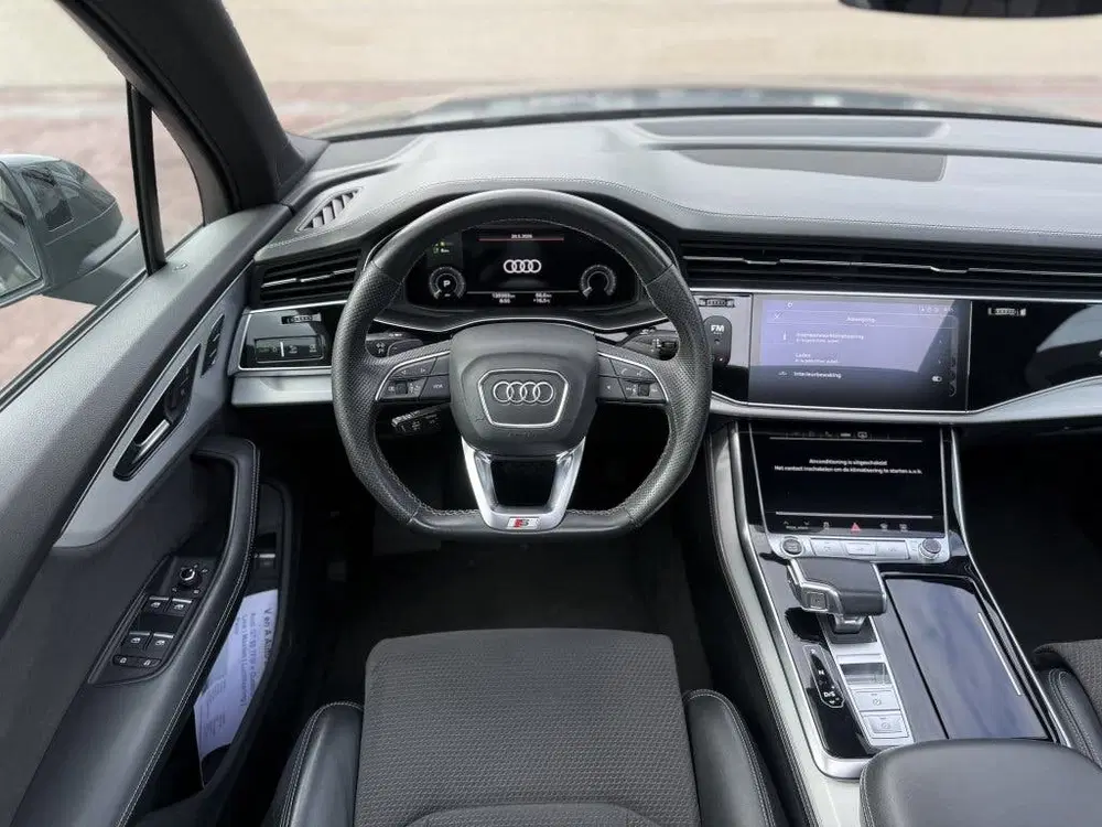 Audi Q7 55 TFSI e Quattro uit 2021, foto 7