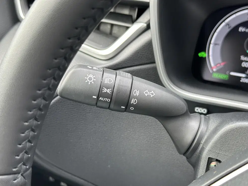 Toyota Corolla Cross Hybrid 140 1.8 Executive edition All se uit 2024, foto 18